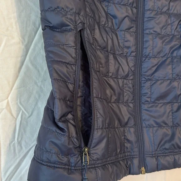 NWOT Patagonia Nano Puff Vest - Picture 5 of 6